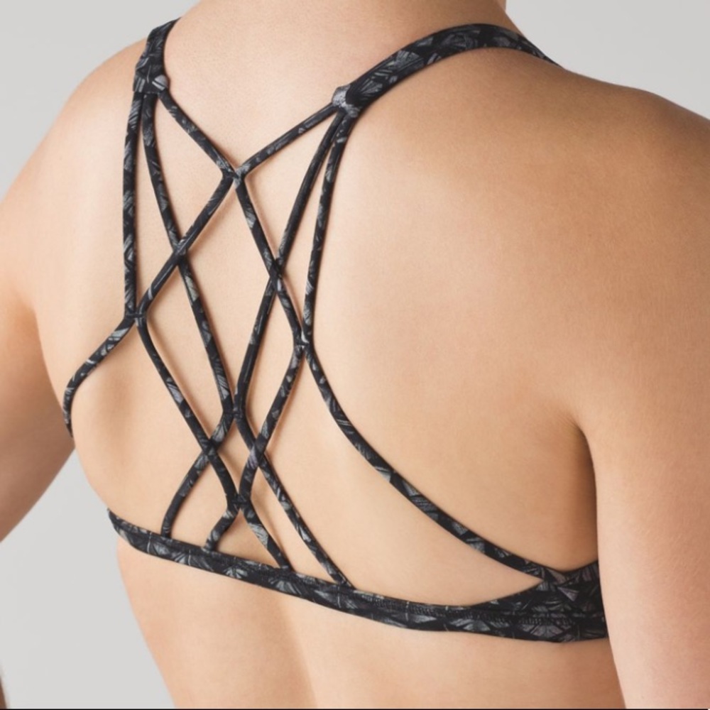 Lululemon Free to be Zen Bra
